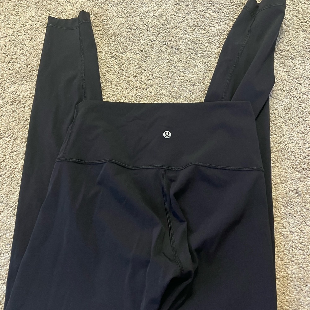 Size 4 lululemon leggings